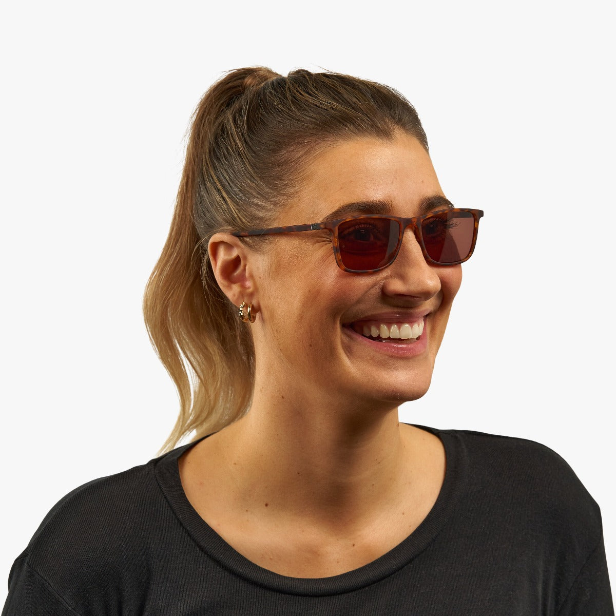 Luxreaders stylish Women's Skagen Turtle Sunglasses. Made from Rubber in a Rectangle shape.