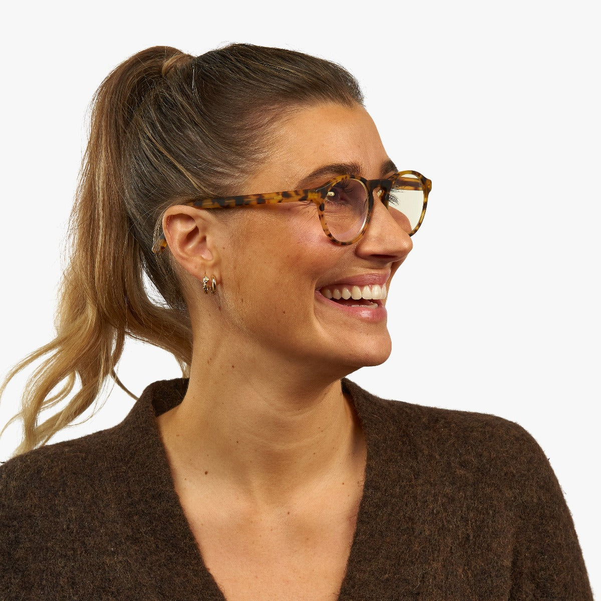 Luxreaders stylish Trondheim Light Turtle Reading glasses. Made from Acetate in a Round shape.