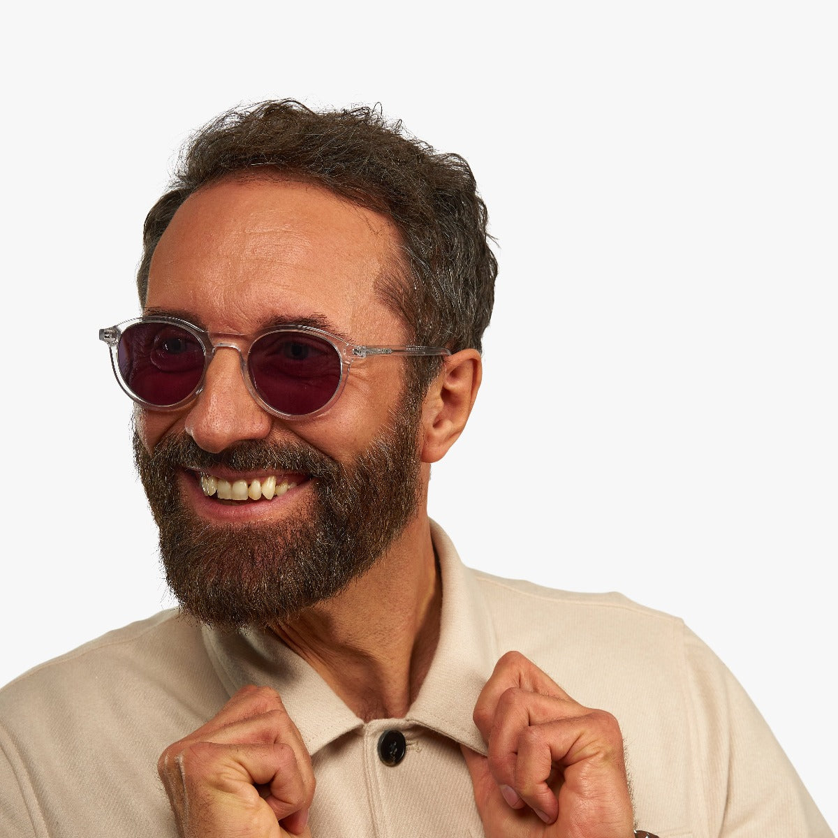 Luxreaders stylish Løkken Crystal White Sunglasses. Made from Acetate in a Round shape.