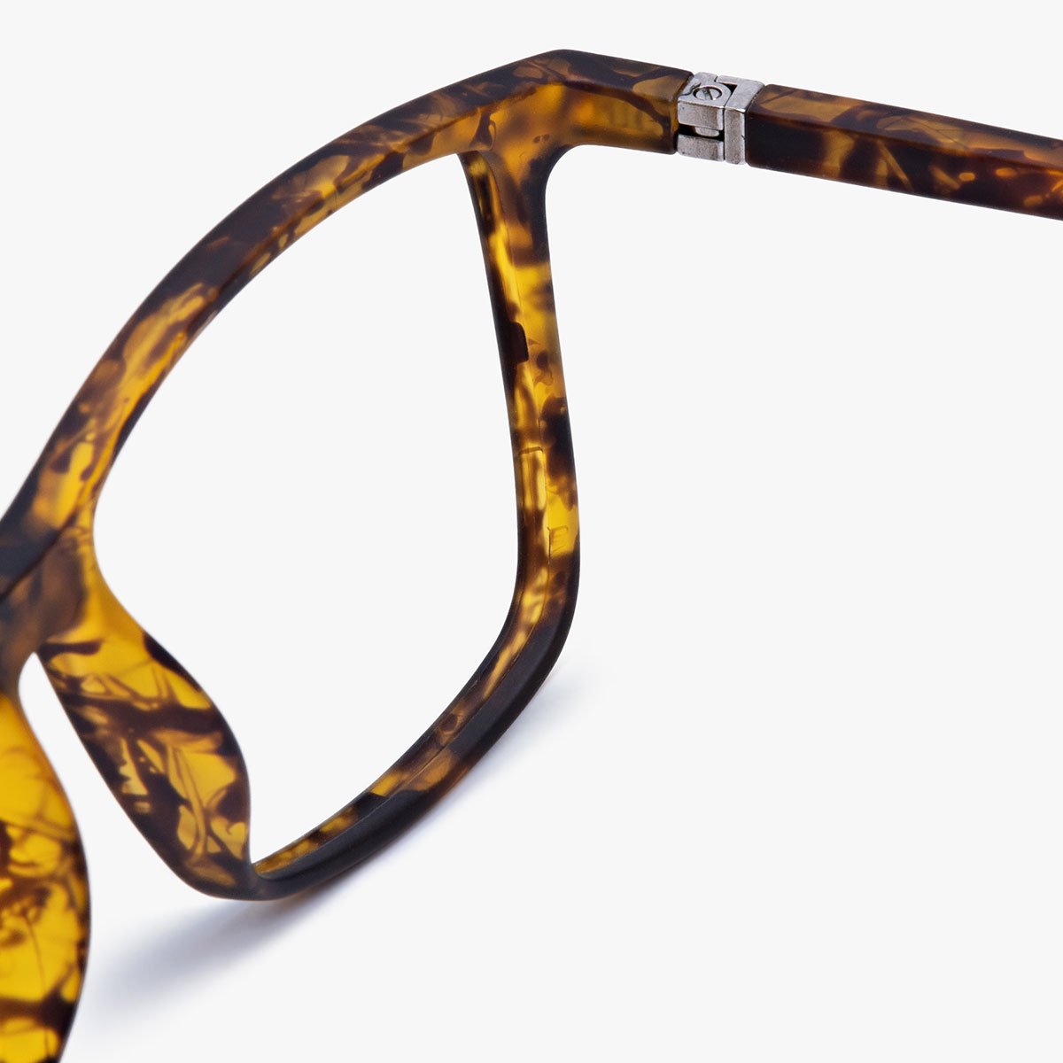 Luxreaders stylish Women's København Light Turtle Reading glasses. Made from Rubber in a Square shape.