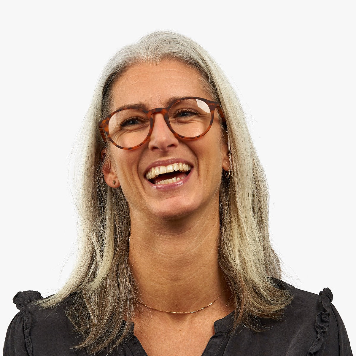 laeso-turtle_reading-glasses_female-model-1.jpg?v=1770905902&width=1200