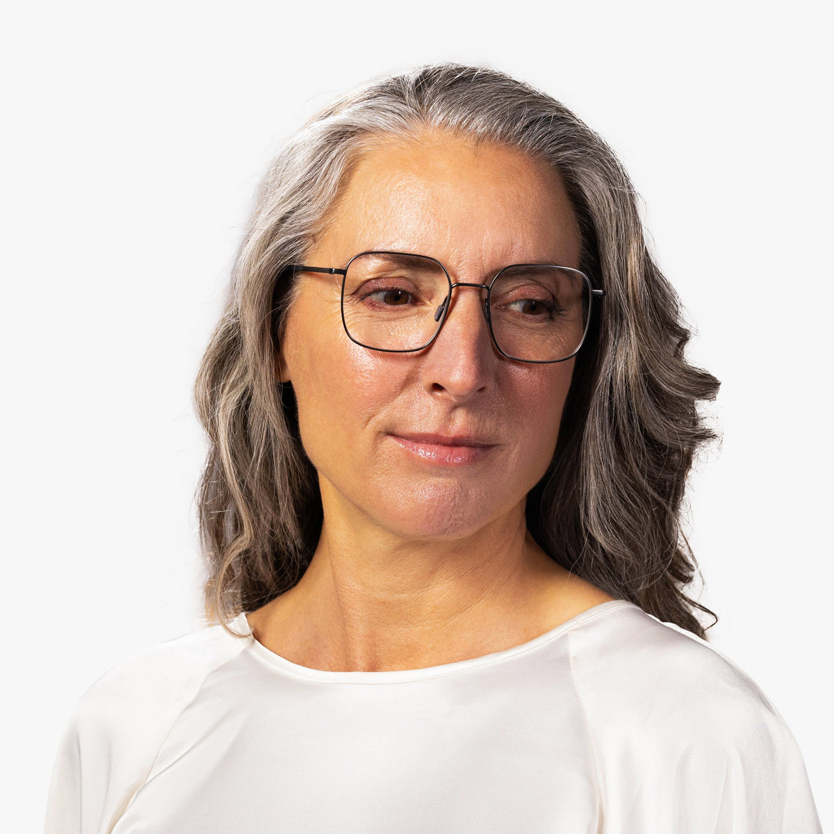 womens-bastad-gun_reading-glasses_female-model-1.jpg?v=1770905568&width=1200