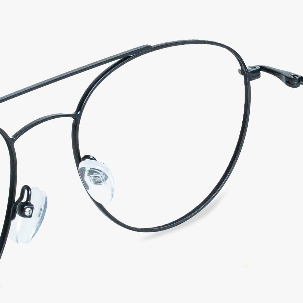 Close-up of Women's Göteborg black glasses with thin metal frame
