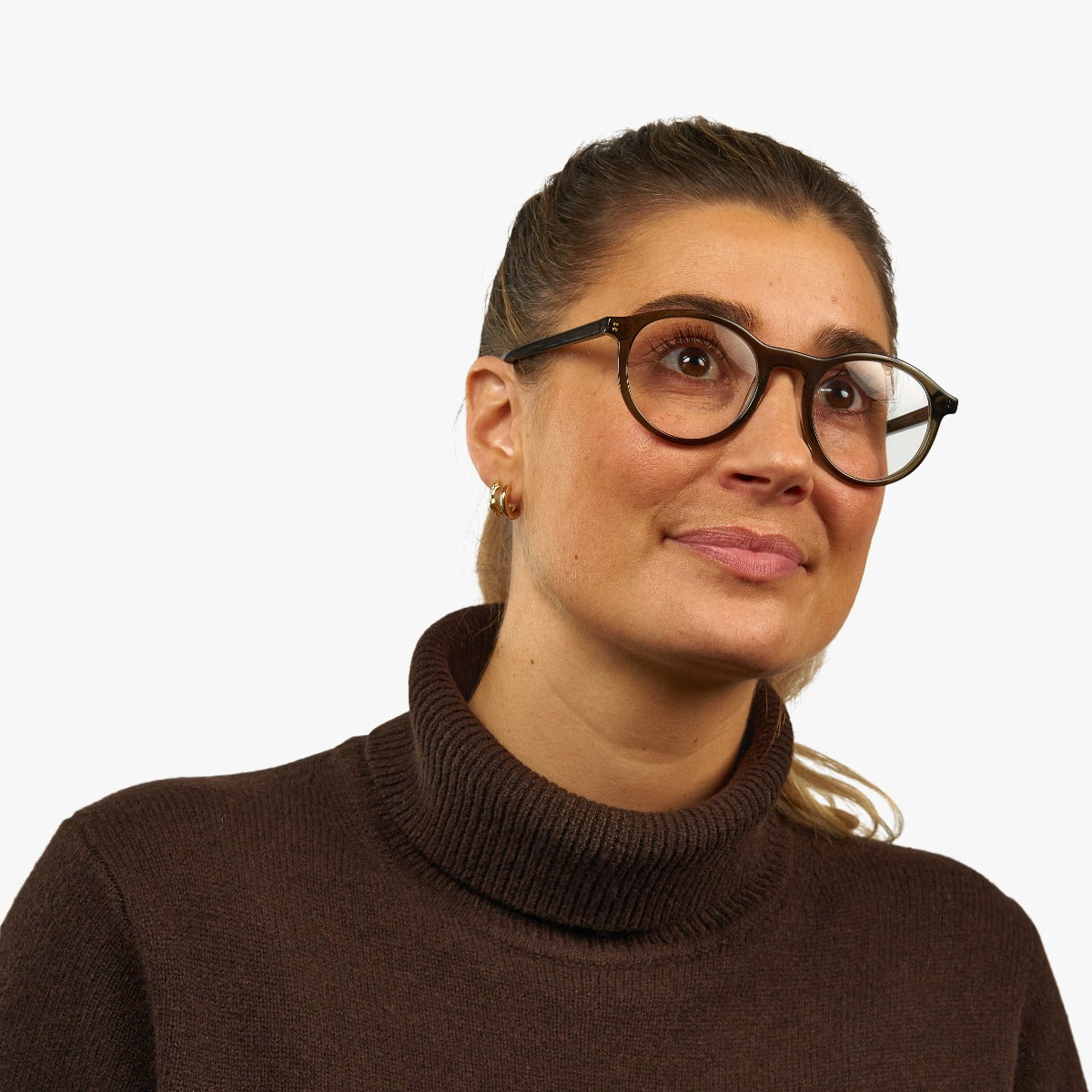 Person wearing Women's Løkken Shiny Olive glasses